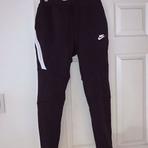 Men's Nike Tech Joggers Dark Purple